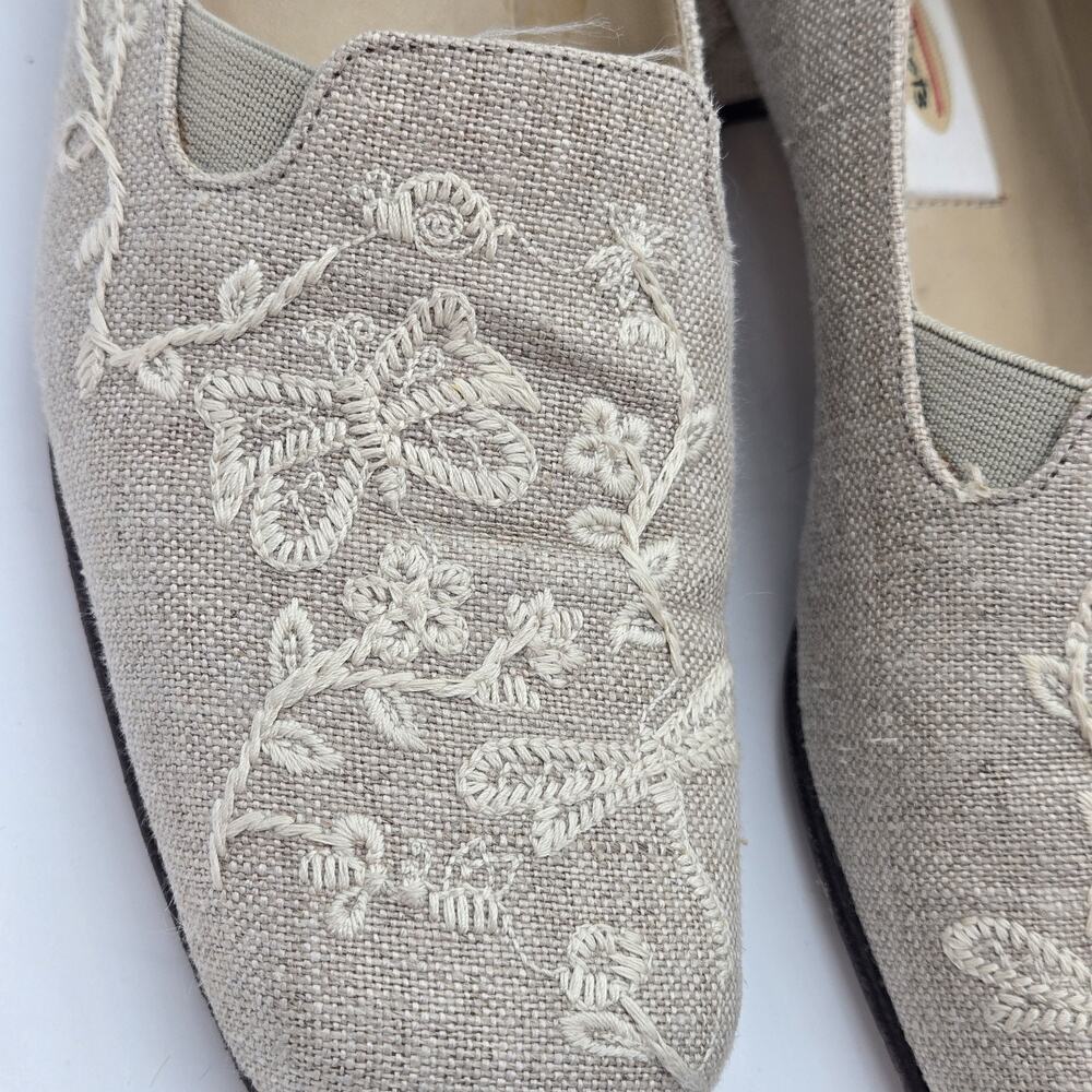 Talbots Loafers Comfort Square Toe Slip On Linen Embr Fabric Sz 7.5N Boho Cottag - Picture 2 of 10